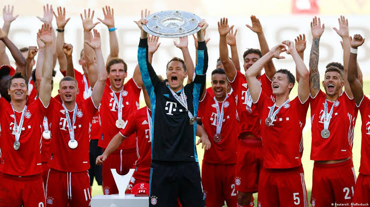 Analytical Breakdown of Bundesliga Heavyweights in the 2011/2012 Season: Tactical Indicators Before Backing Elite Favorites